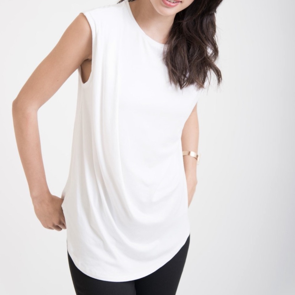 Black Sleeveless Top
